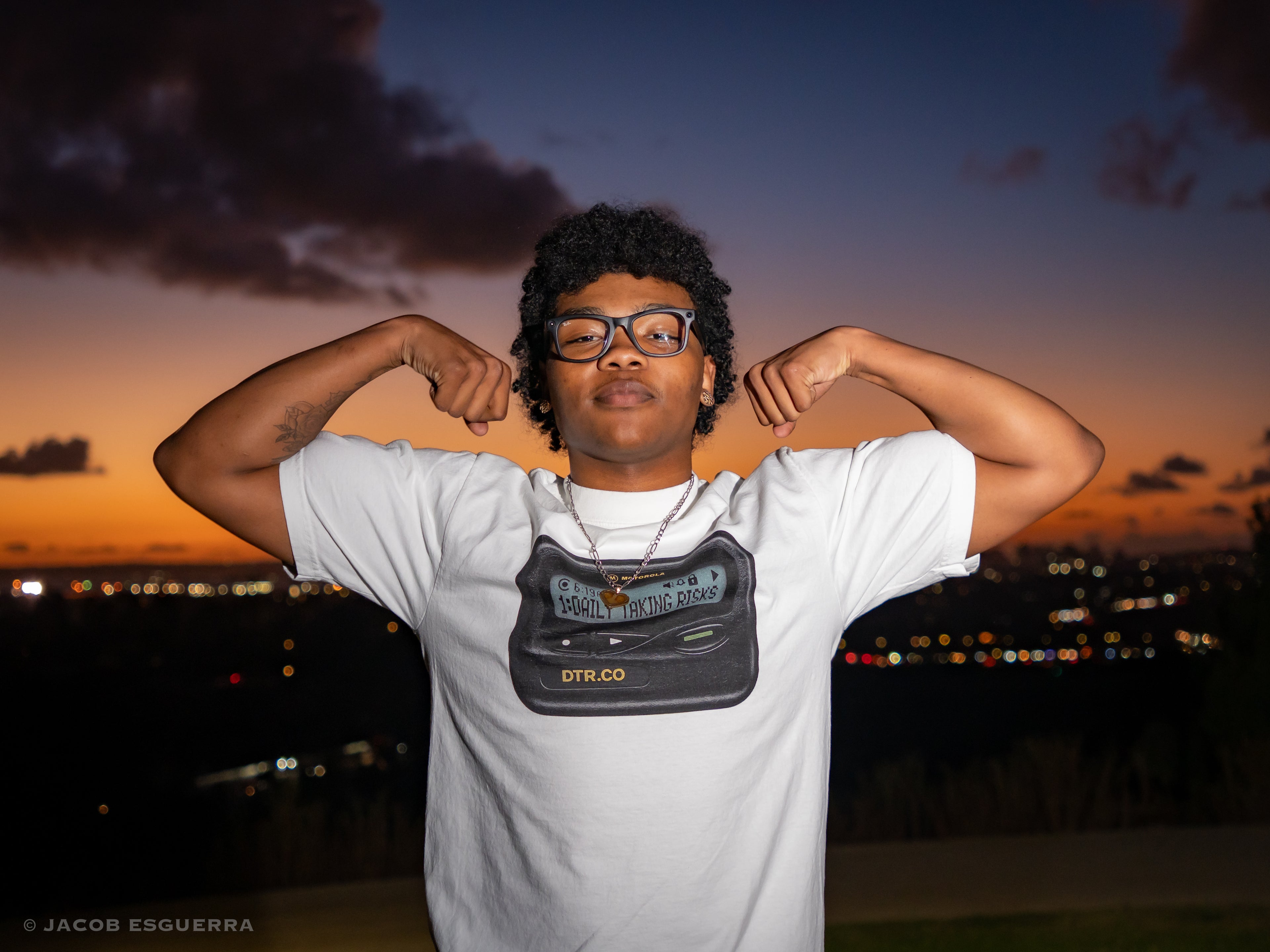 DAILY TAKING RISKS WHITE TEE